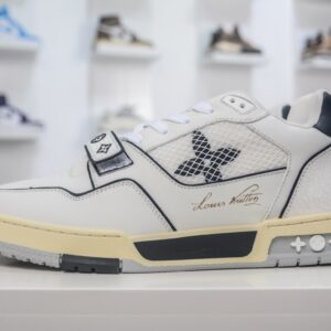 [Top-tier level] LV Trainer series sneakers/trainers with Velcro closures