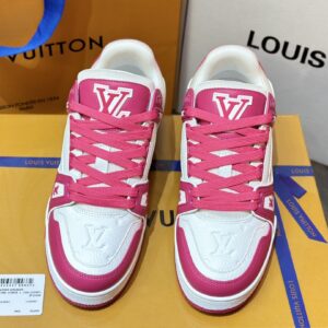 Top-tier Trainer from a Guangzhou factory, available now! Air-cushion technology! Elegant, original packaging! Louis Vuitton’s hot seller! Trainer loafers – a must-have item for everyone. You won’t regret it!
