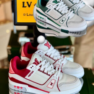 The new model will be shipped out within a week, available in 4 colors: red, green, black, and blue.🌹🌹🌹