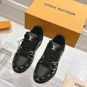 Top-tier reseller version, authentic original version. Lujia Trainer series, retro basketball sneaker/board shoes! Top-tier version: couple set? LV (Louis Vuitton) L family Trainer series for couples, casual and sporty shoes, skate shoes!
