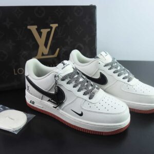 Nike Air Force 1'07 Low LV collab; light brown and black hook; casual military shoes