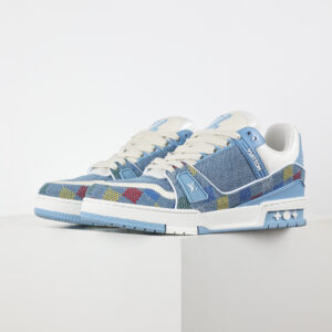 Dongguan, pure original, top-tier version available for purchase.💯 Donkey LV Trainer jeans with dark green embossing. Original design, perfect fit. Manufactured by a large factory in Dongguan. Quality control surpasses 95% of what’s available in the market.