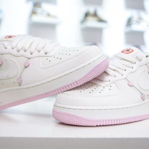 Nike Air Force 1 Low Apple Valentine's Day
