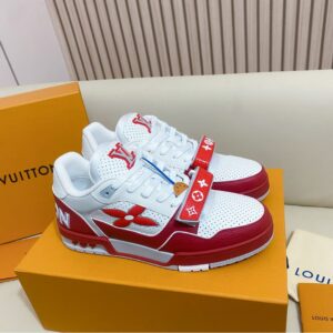 Couple code # Top-tier resale version of the LV trainer “Couple’s Exclusive Collection Casual Sport Basketball Shoes.”  Looks stunning. The shoes look amazing when worn. Each color is incredibly beautiful! A must-have item for fashion enthusiasts.🛍