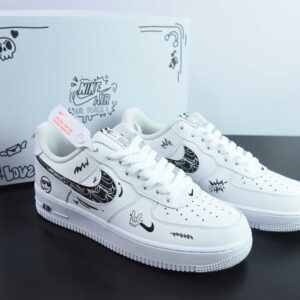 Nike Smile Air Force One Low-Top Casual Sneakers