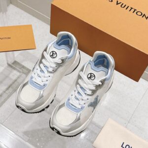 Top-tier edition: Women’s version. LV Louis Vuitton L’Étalon Run 55 Sneakers, mesh upper, floral design, four-leaf clover motif, casual sneakers, running shoes, dad shoes.