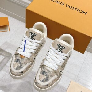 Top-tier reseller, authentic version. Luji Trainer series, retro basketball sneaker/board shoes! Top-tier version: LV (Louis Vuitton) L Family Trainer Collection for Couples – Casual, Sporty, Skate Shoes
