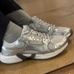 [Appearance on the upper body]