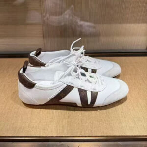 LV | The hottest de-training shoes of the past 25 years are coming soon.🔥sneakerina It feels like these shoes are going to become extremely popular within the next 25 years. [Smiling] About to begin.🔛 Booking ~ #Super Comfy De-Training Shoes [Topic] #Turn Shoes into Fashion [Topic]