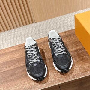 Men’s version.➕ 10. Lv* Family – 25a Spring/Summer New Collection Silver Horn King Sneakers