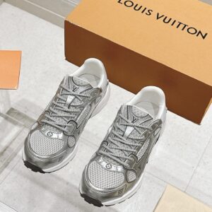 Top-of-the-line version: Couples edition. LV (Louis Vuitton) L Brand, Luggage Brand. Latest Olympia Collection, Couple’s Edition. Silver Horn King. Casual/Sport Shoes/Running Shoes.